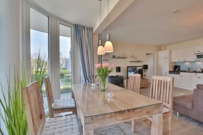 Uklassifisert bilde, 3 av 22, knapp