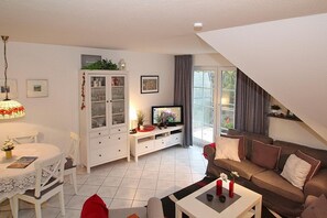 TV, DVD player, stereo - Gorch-fock-park 6 Appartement 7 - Gorch-fock-park Haus 06 (Timmendorfer Strand)