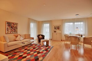 Imagen sin descripción, 2 de 26, botón