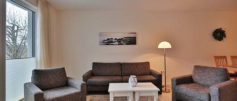 Televisio, DVD-soitin, stereot