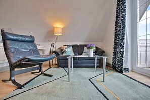 TV, stereo - Gorch-Fock-Strasse 20a Apartment 3 - Gorch-Fock-Strasse 20a (Timmendorfer Strand)