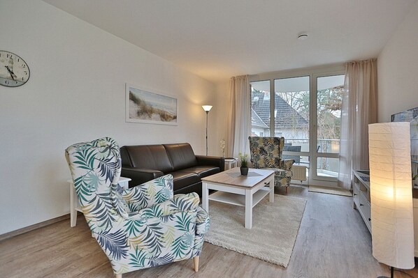 TV, DVD player, stereo