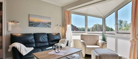 TV, DVD-spiller og stereoanlegg