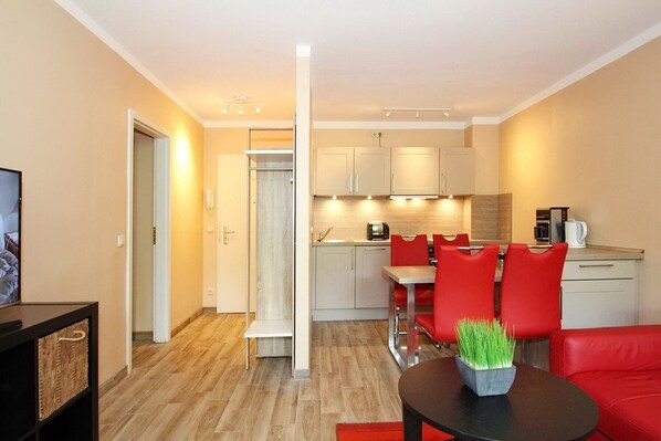 Imagen sin descripción, 1 de 16, botón