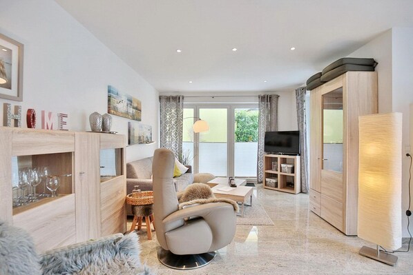 Fernseher, DVD-Player