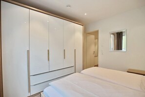 2 Schlafzimmer, WLAN