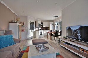 TV, stereo