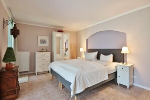 2 Schlafzimmer, Bügeleisen/Bügelbrett, WLAN