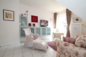 TV, DVD player, stereo