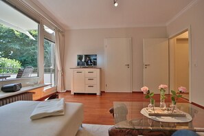 1 bedroom, iron/ironing board, WiFi