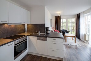 Unclassified image, 3 of 17, button