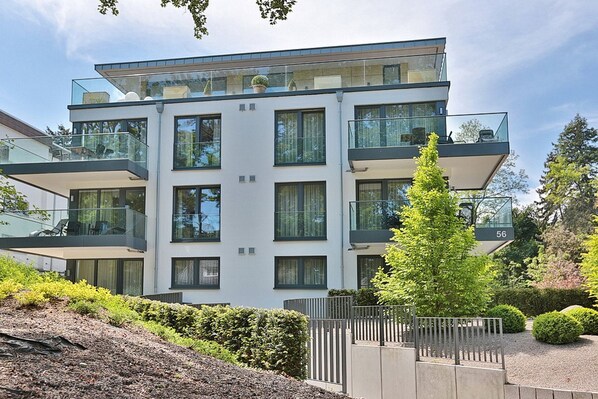 Imagen sin descripción, 1 de 23, botón