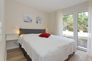 1 室のベッドルーム、WiFi