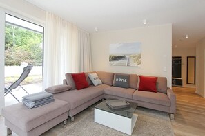 TV, stereo - Villa Stern Apartment 4 - Villa Stern (Timmendorfer Strand)