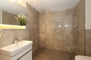 Dusche, Haartrockner