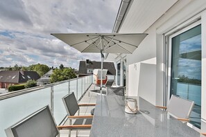 Outdoor dining - House Wolburgstraße 1 - House Wolburgstraße 1a Penthouse Haifisch Apartment 5 (Timmendorfer Strand)