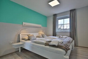 1 bedroom, iron/ironing board, WiFi