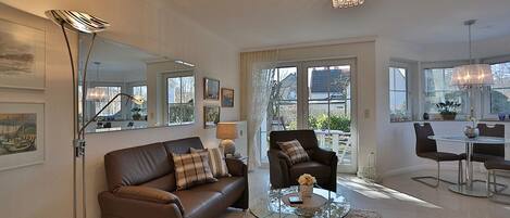 TV, DVD player, stereo