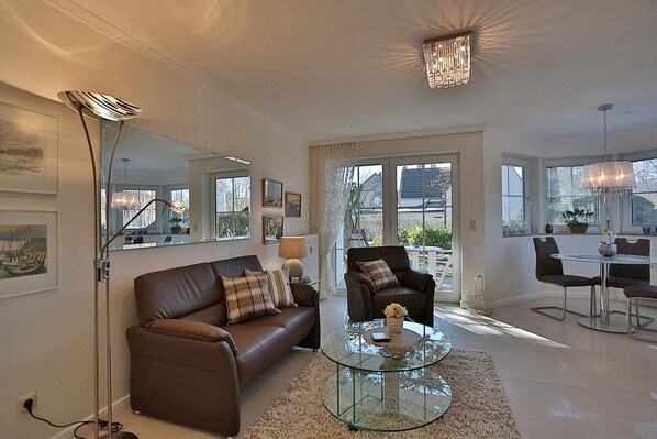 TV, DVD player, stereo