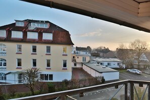 Imagen sin descripción, 4 de 16, botón