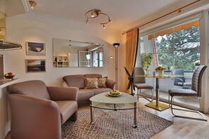 Fernseher, Stereoanlage