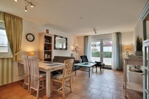 Imagen sin descripción, 2 de 32, botón