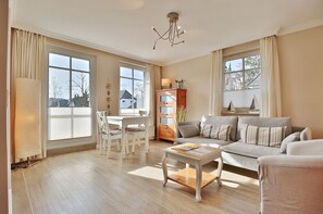 Unclassified image, 3 of 24, button - Residenz Weedkroog Appartement 8 - Residenz Weedkroog (Timmendorfer Strand)