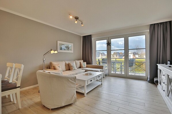 Imagen sin descripción, 1 de 15, botón