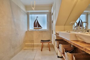 Imagen sin descripción, 3 de 23, botón