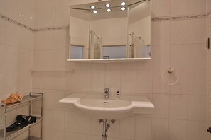 Nicht klassifiziertes Bild, 2 von 19, Schaltfläche