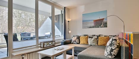 TV, DVD player, stereo