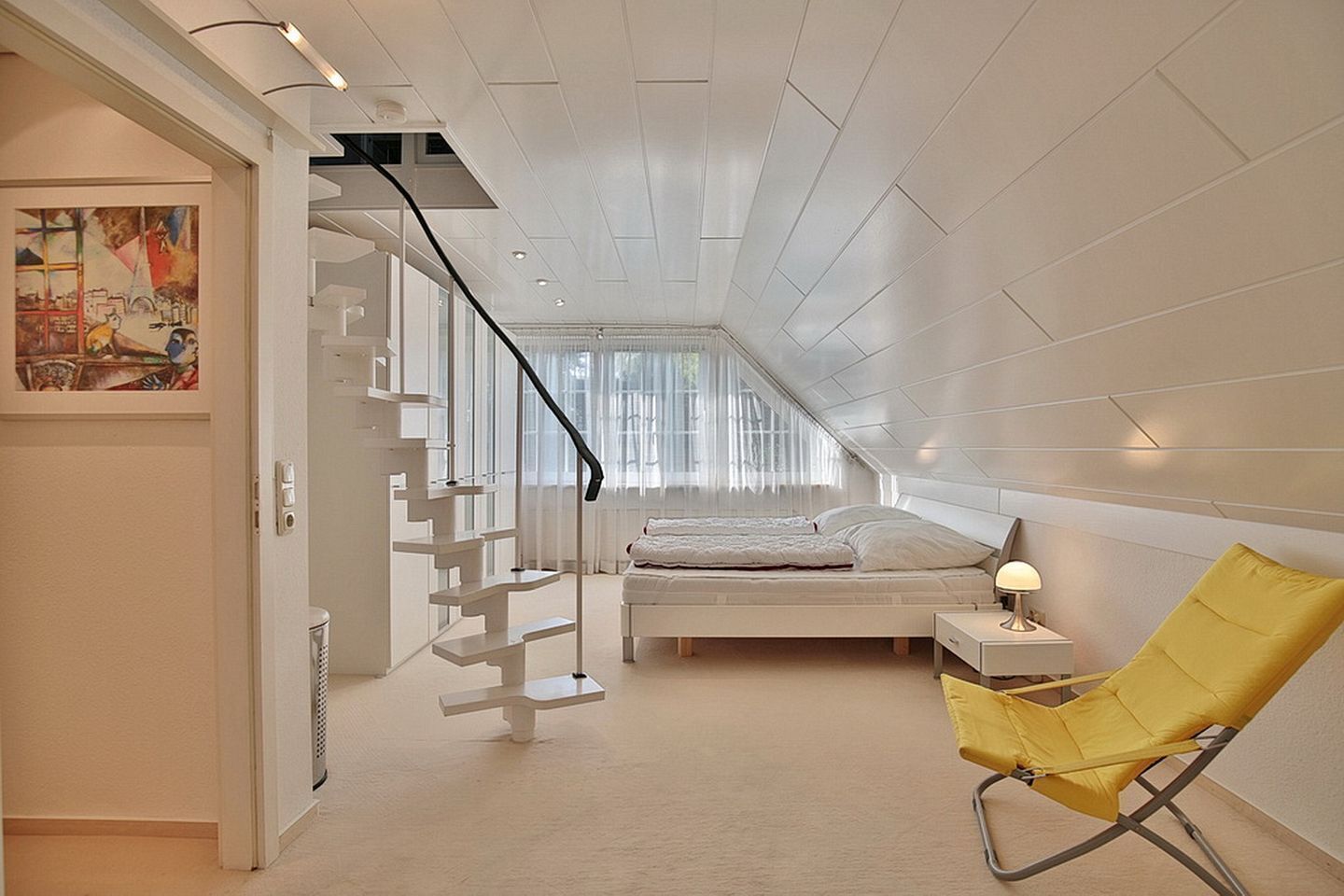 2 bedrooms, iron/ironing board, WiFi