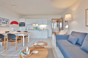 Tv, dvd-spelare och en stereo