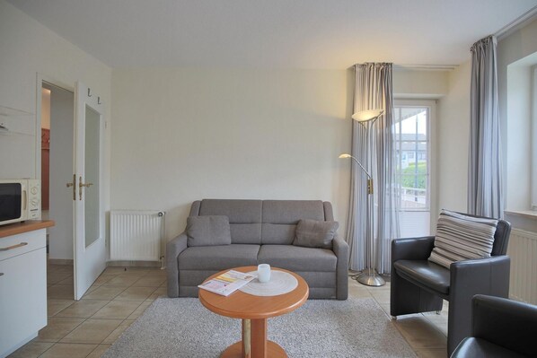 TV, DVD player, stereo