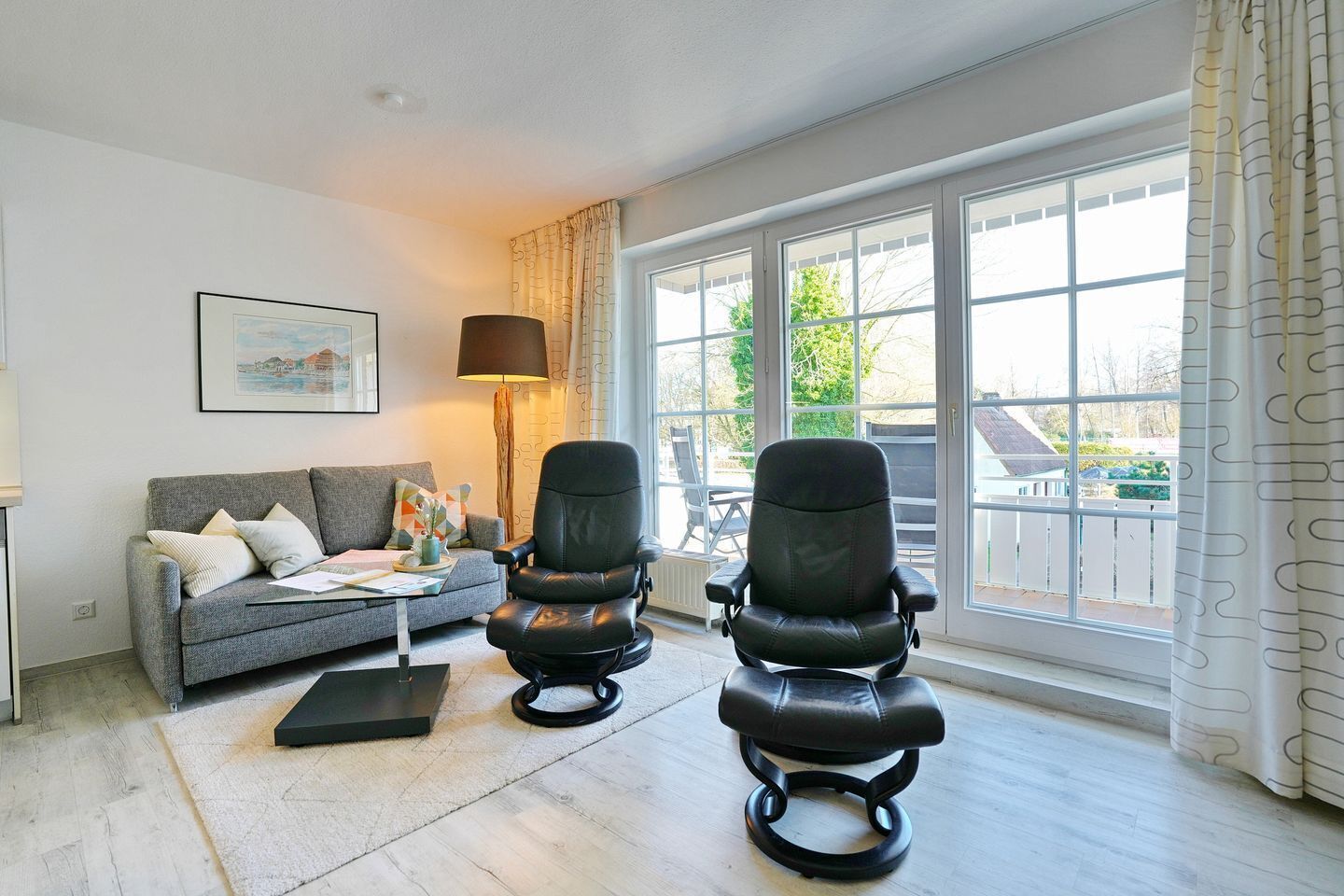 Fernseher, DVD-Player, Stereoanlage