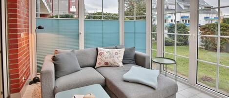 Télévision, lecteur de DVD, chaîne hi-fi