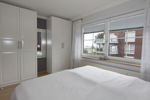 2 Schlafzimmer, Bügeleisen/Bügelbrett, WLAN