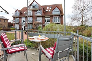 Imagen sin descripción, 3 de 28, botón