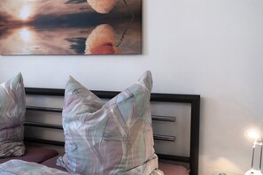 1 chambre, fer et planche à repasser, Wi-Fi gratuit, draps fournis