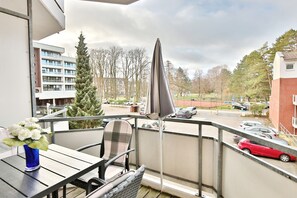 Outdoor dining - Residence Ostseestrand Apartment 4 - Residence Ostseestrand (Scharbeutz)