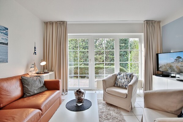 TV, DVD player, stereo