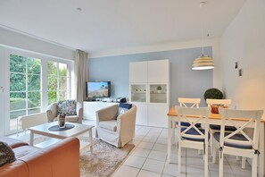 TV, DVD player, stereo