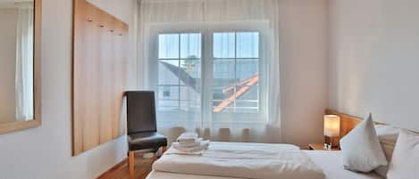 3 多间卧室、熨斗/熨衣板、WiFi