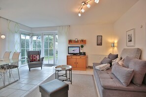 Télévision, chaîne hi-fi