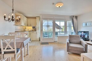 Unclassified image, 2 of 27, button - Baltic Sea view apartment 6 - Baltic Sea view (Scharbeutz)