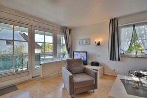 TV, DVD player, stereo