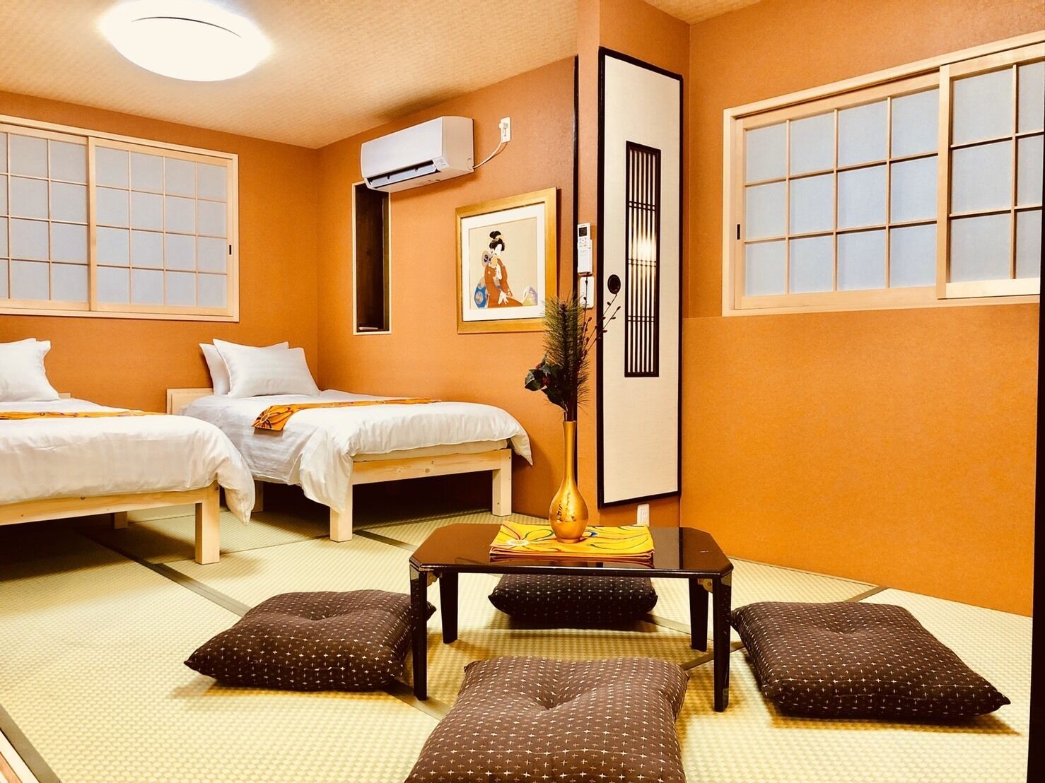 3 habitaciones, escritorio, tabla de planchar con plancha y wifi gratis 