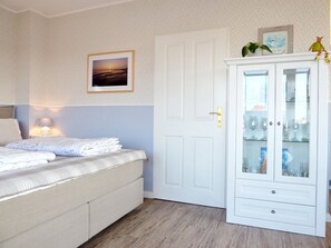 1 Schlafzimmer, Bügeleisen/Bügelbrett, WLAN