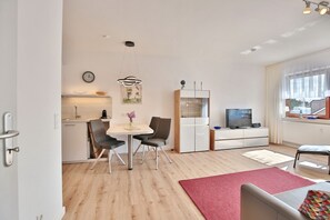 Unclassified image, 3 of 19, button - Seeburg Apartment 1.1 - Seeburg (Scharbeutz)