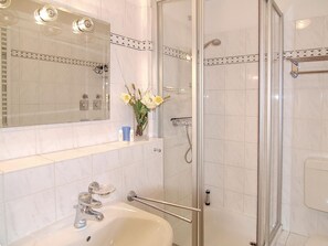 Unclassified image, 5 of 15, button